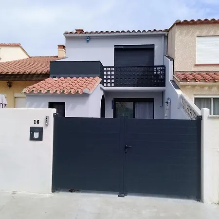 Сasa de vacaciones Maison Moderne ,200m De La Sainte-Marie-la-Mer