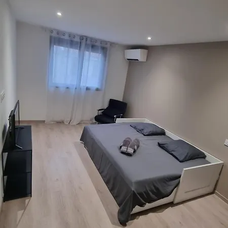 Maison Moderne ,200m De La 생트마리라메르